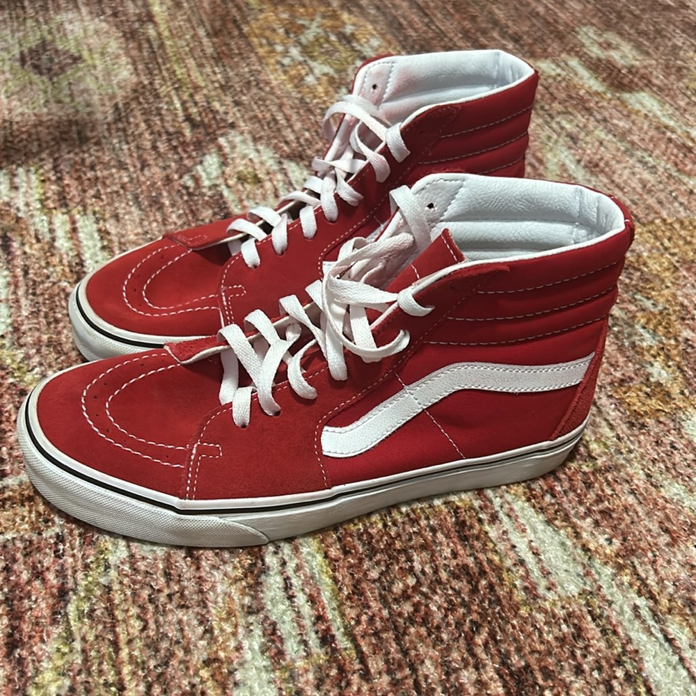 NEVER WORN VANS